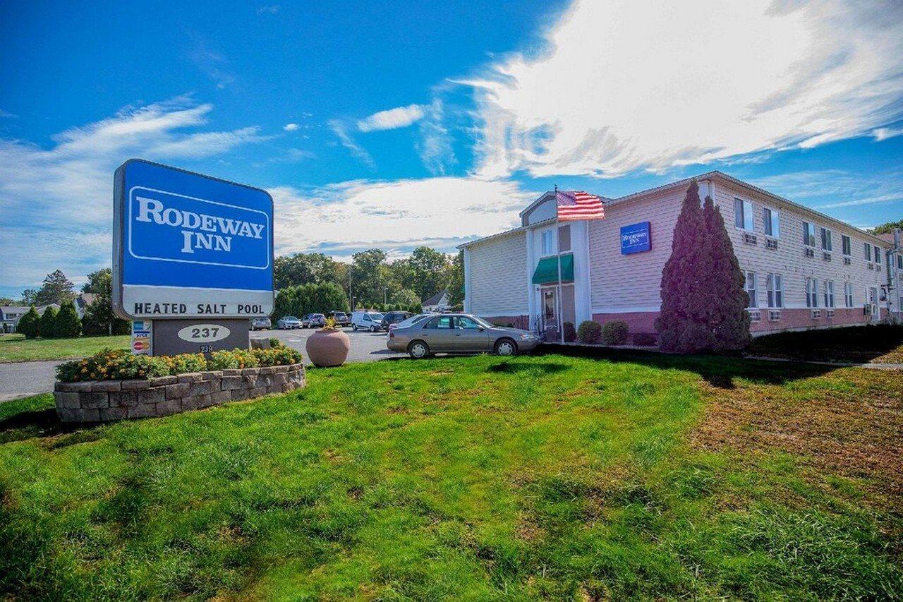 Towneplace Suites By Marriott Hadley Amherst Bagian luar foto