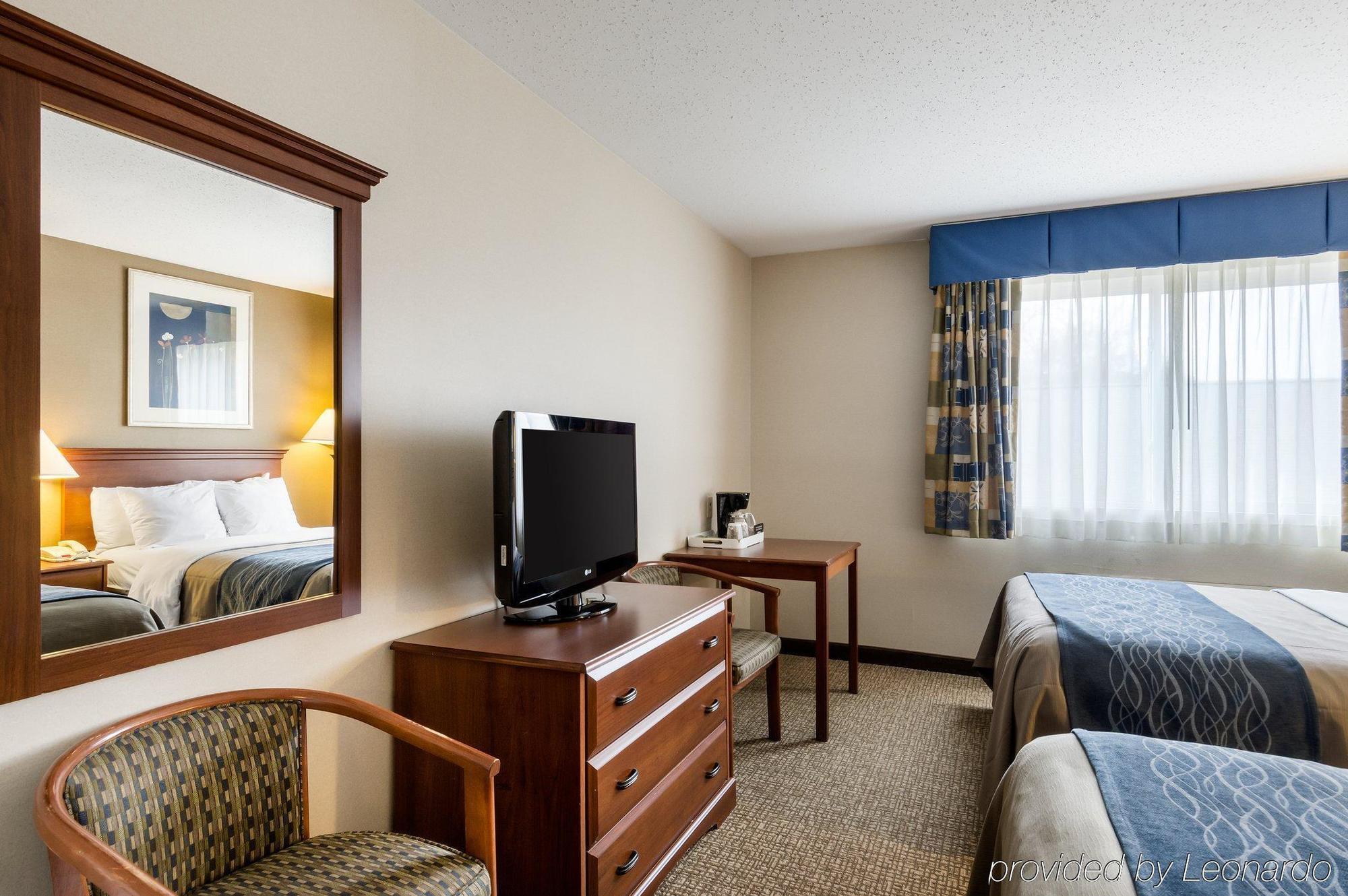 Towneplace Suites By Marriott Hadley Amherst Bagian luar foto