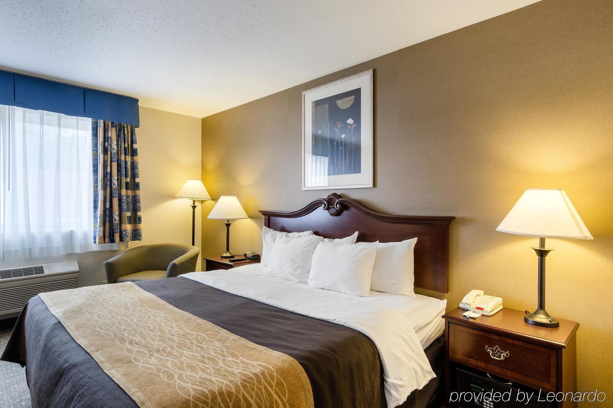 Towneplace Suites By Marriott Hadley Amherst Bagian luar foto