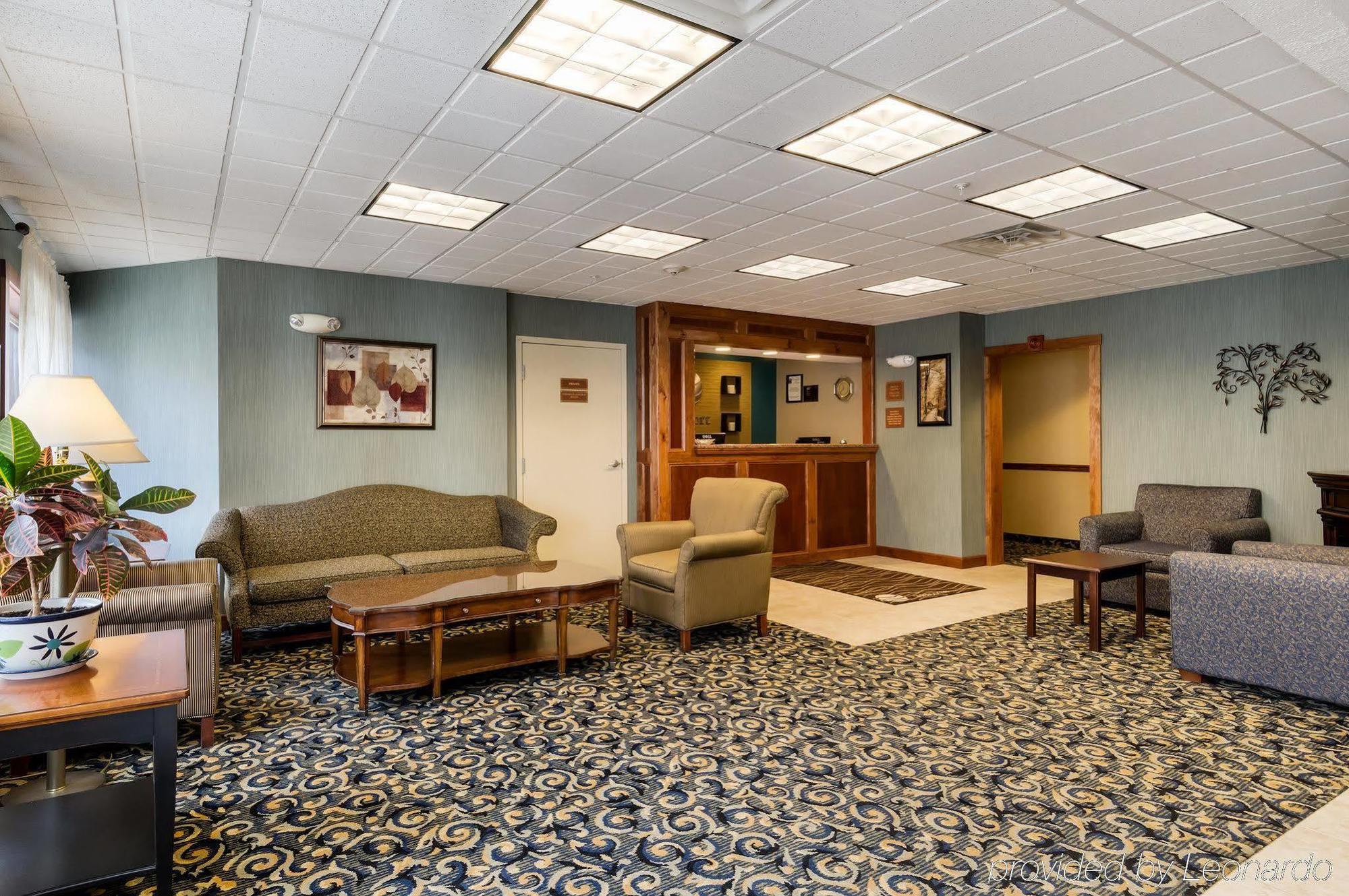 Towneplace Suites By Marriott Hadley Amherst Bagian luar foto
